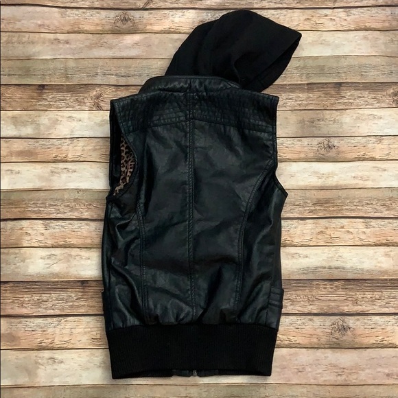 Therapy Faux Leather Vest - Picture 2 of 4